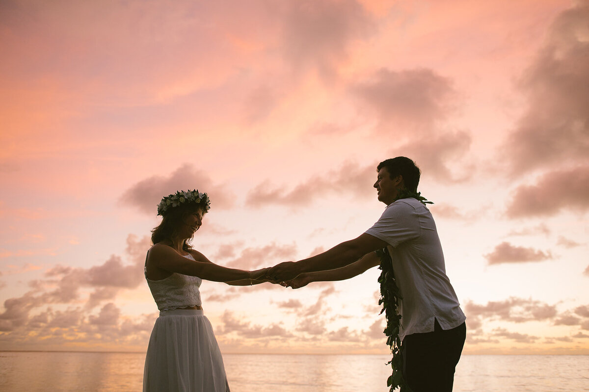 22.09.17_Jenna and Peter_Oahu_engagements_Aly Dove Photography _0022_websize