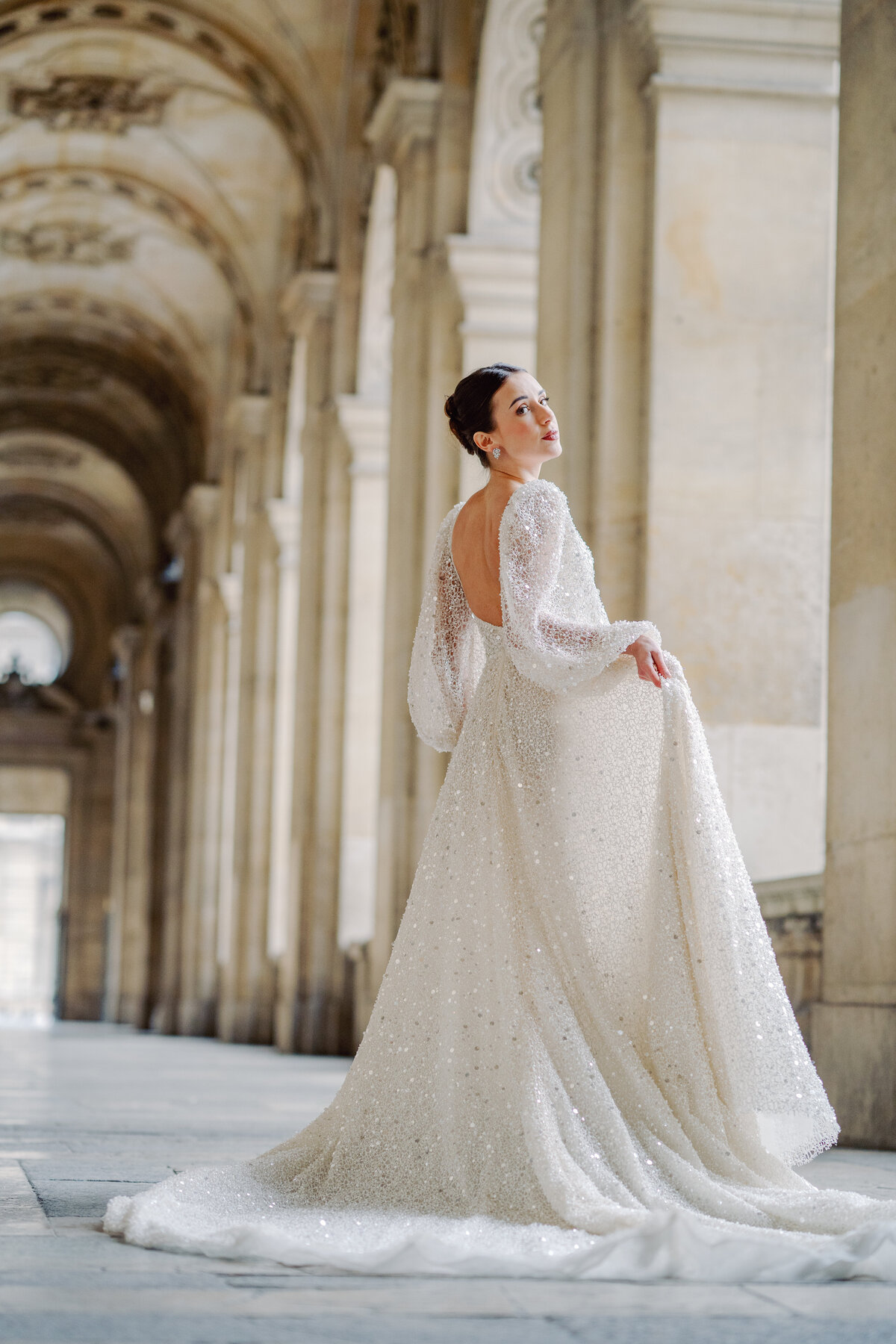 Bridal session in Paris photographed by Paris wedding photographer