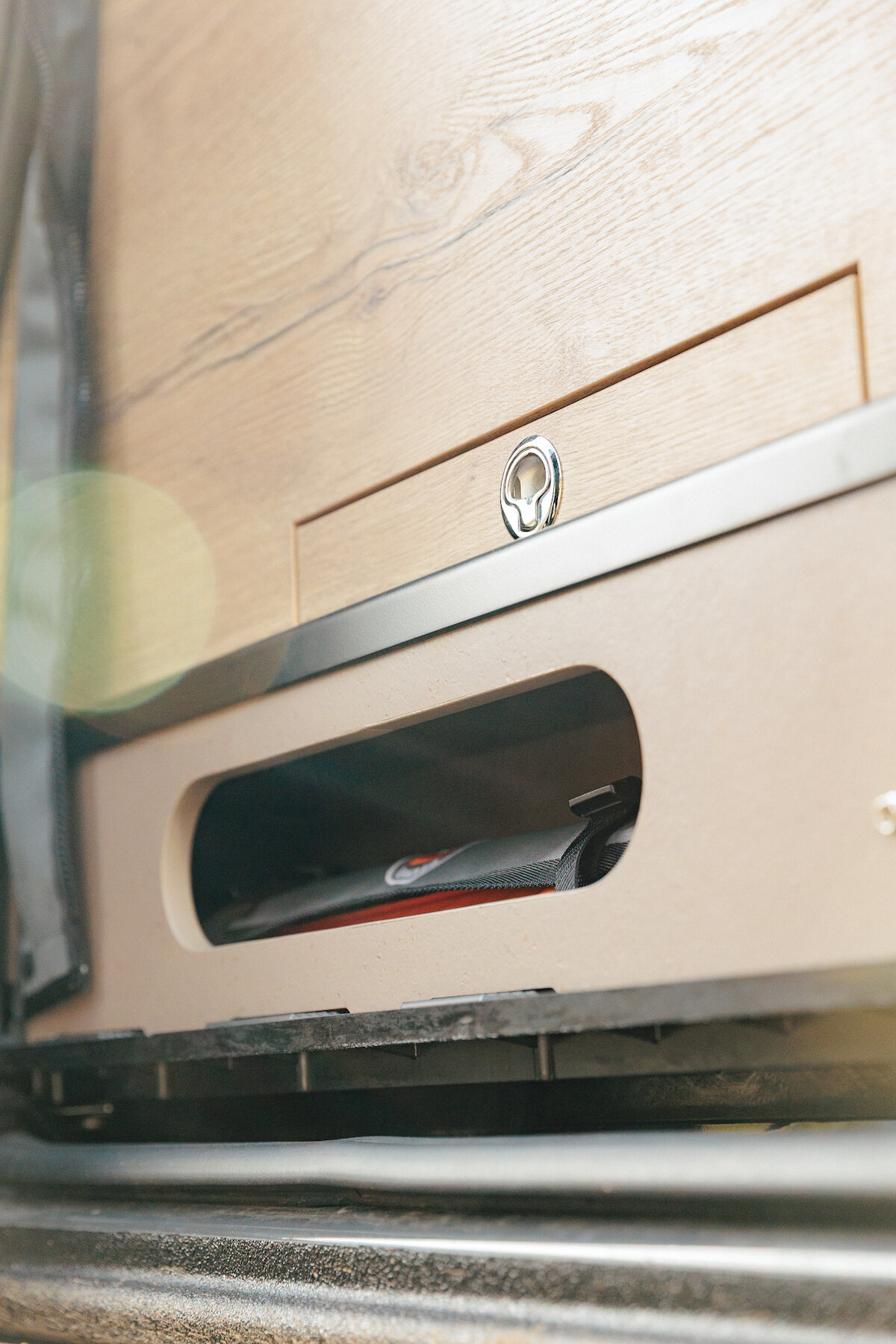 2_SummitSeeker_251013_BMV_#125_SlowFastcreative_1986