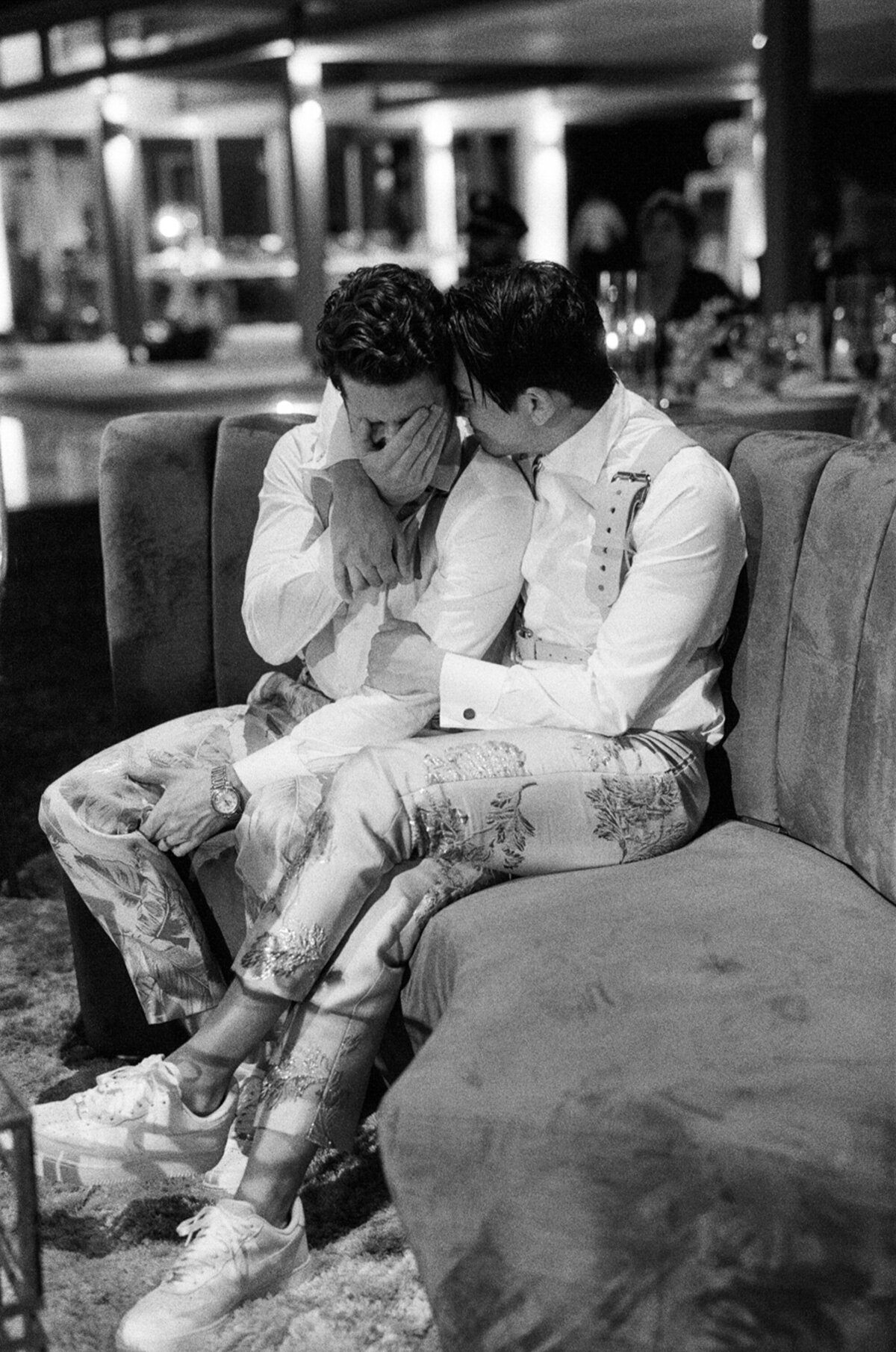 Real-Genuine-Wedding-Moments-Lance-Nicoll-59