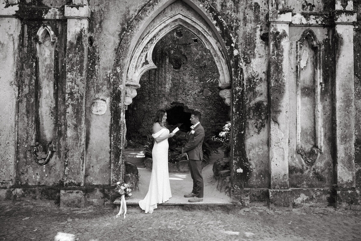 PortugalElopement-DallinHassard-1944