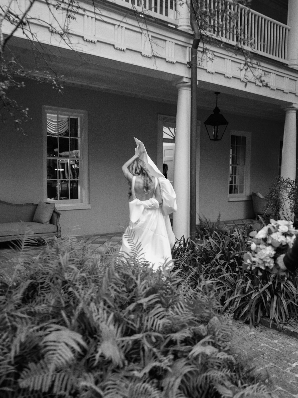 william-aiken-house-wedding-charleston-nikki-083