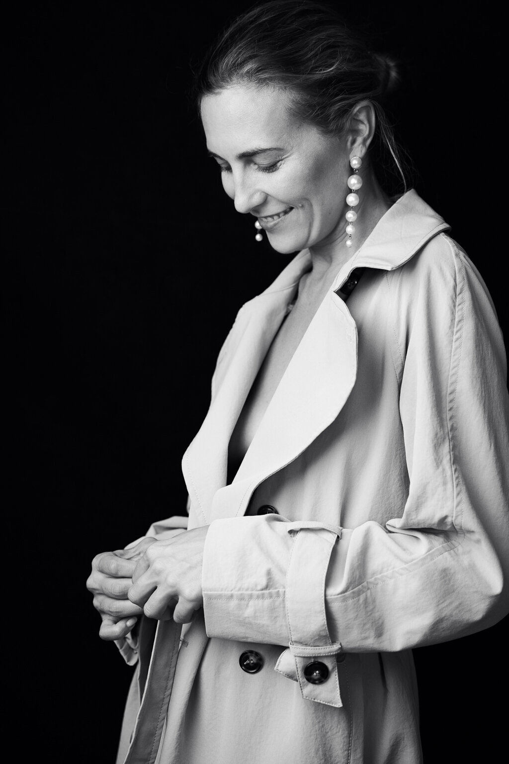 black-and-white-female-portrait-photography