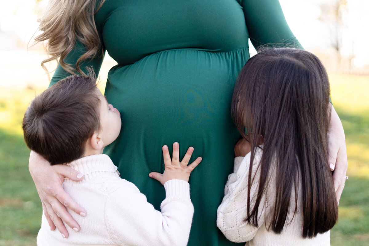 Amanda Gomez Photography - East Coast Maternity and Pregnancy Announcement Photographer - 38