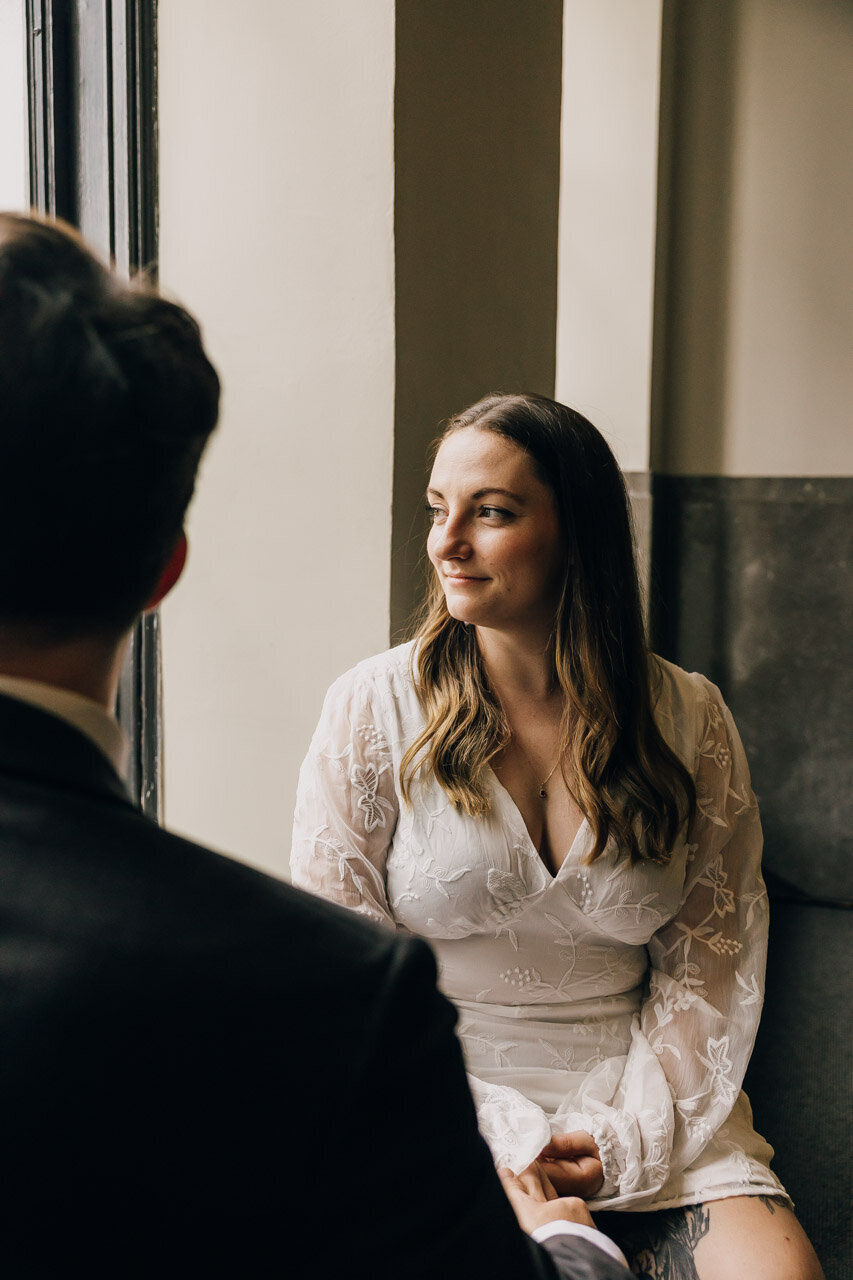 Frist-Museum-Downtown-Nashville-Engagement-Session-47