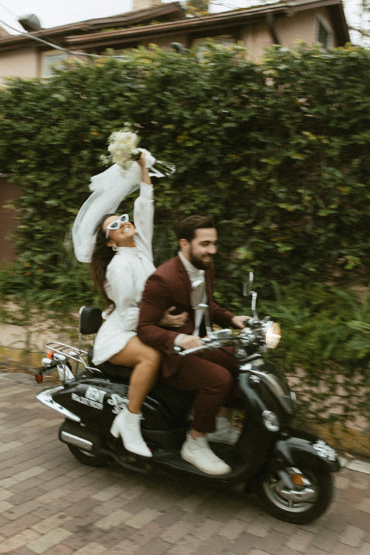 saint-augustine-florida-moped-vespa-elopement-italian-42