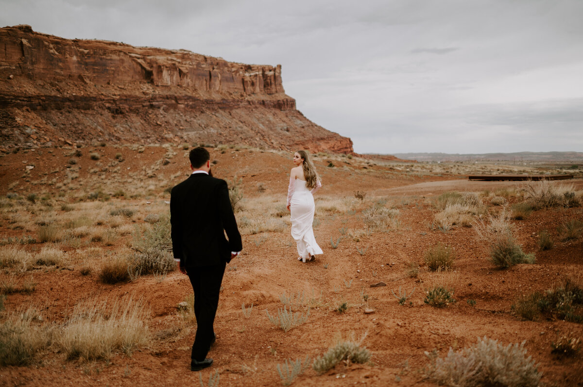 red-earth-moab-utah-wedding2011-2