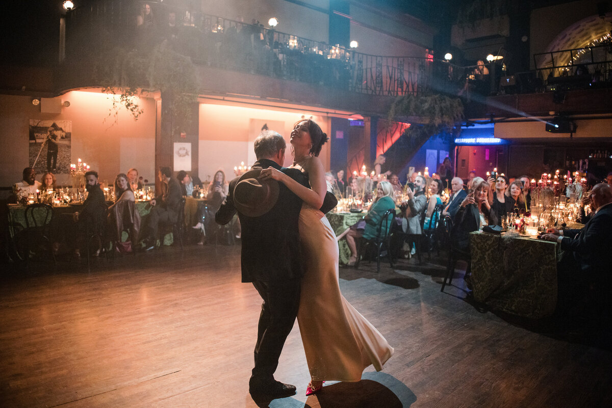 A bride and groom dance at Hôtel Crillon le Brave