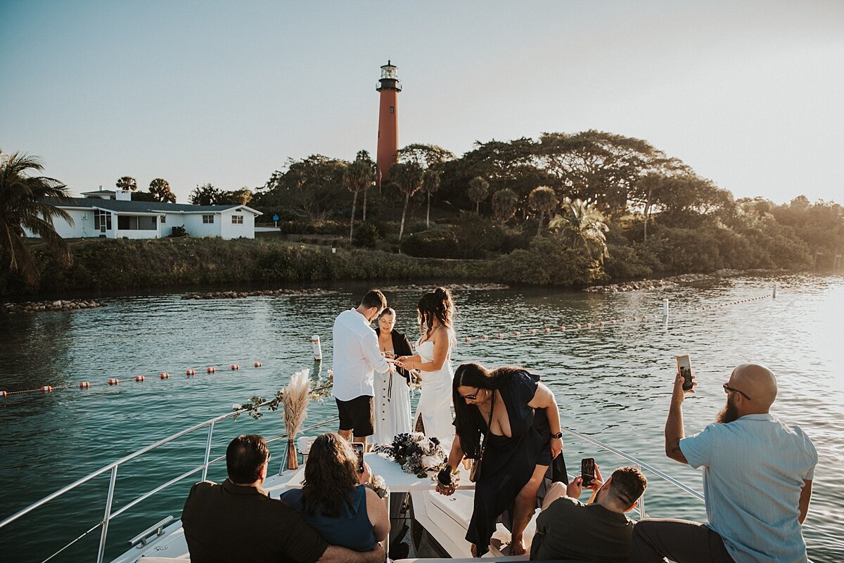 Jupiter-Lighthouses-Elopement-21