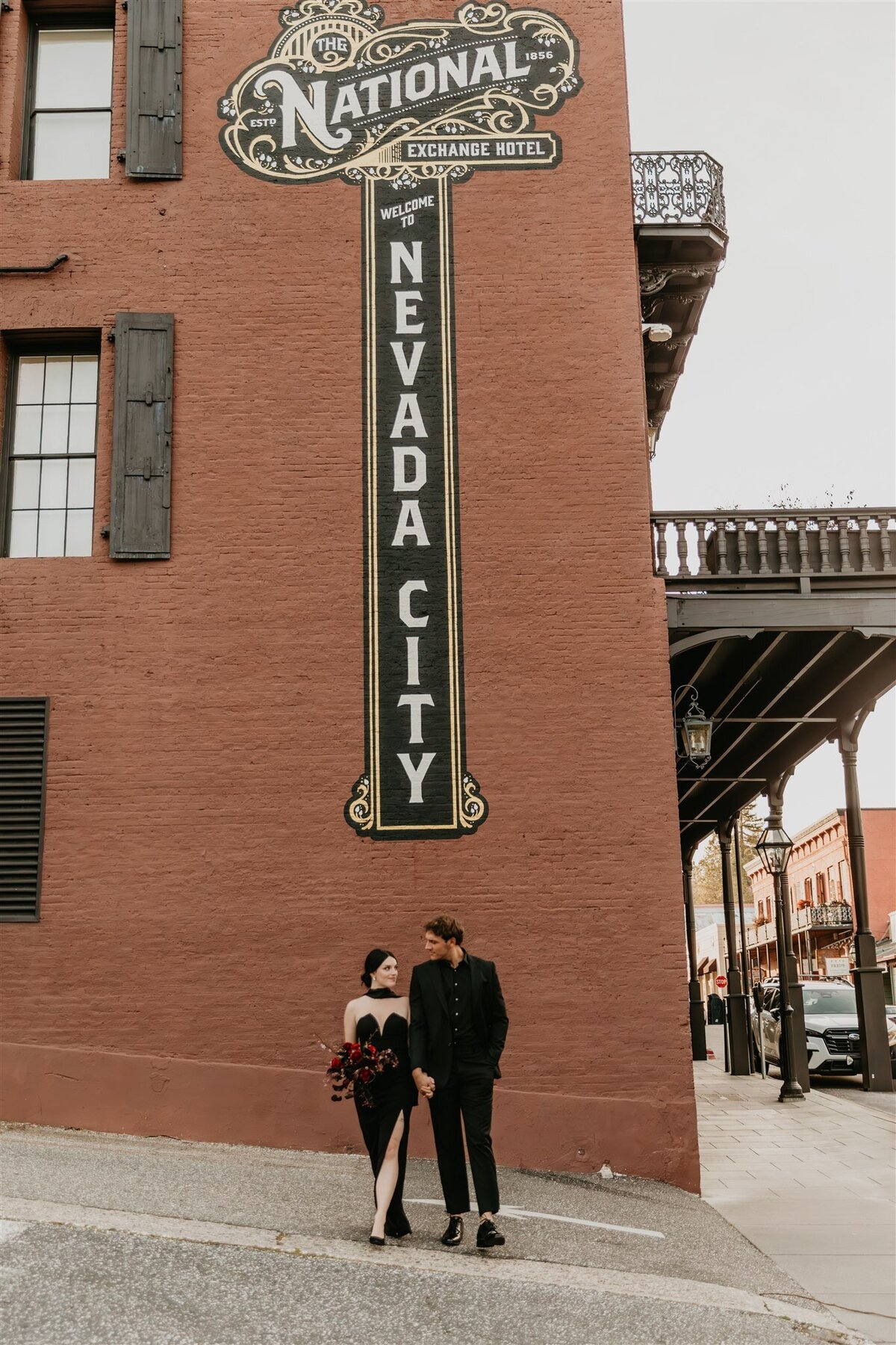 national-exchange-hotel-goth-dark-romance-vampire-wedding-238