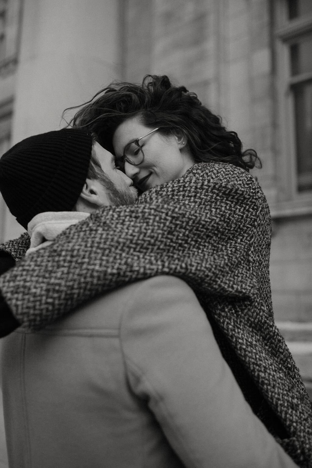 RomanticWinterCouplesSessionDowntownToronto-70