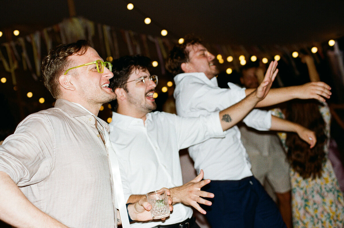 film-wedding-photography-czech-republic-stepanka-matej200