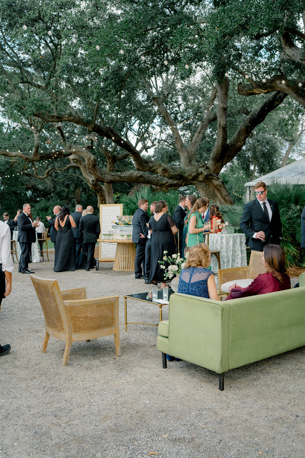 Lowndes_grove_destination_fall_wedding_kailee_dimeglio_photography-1198