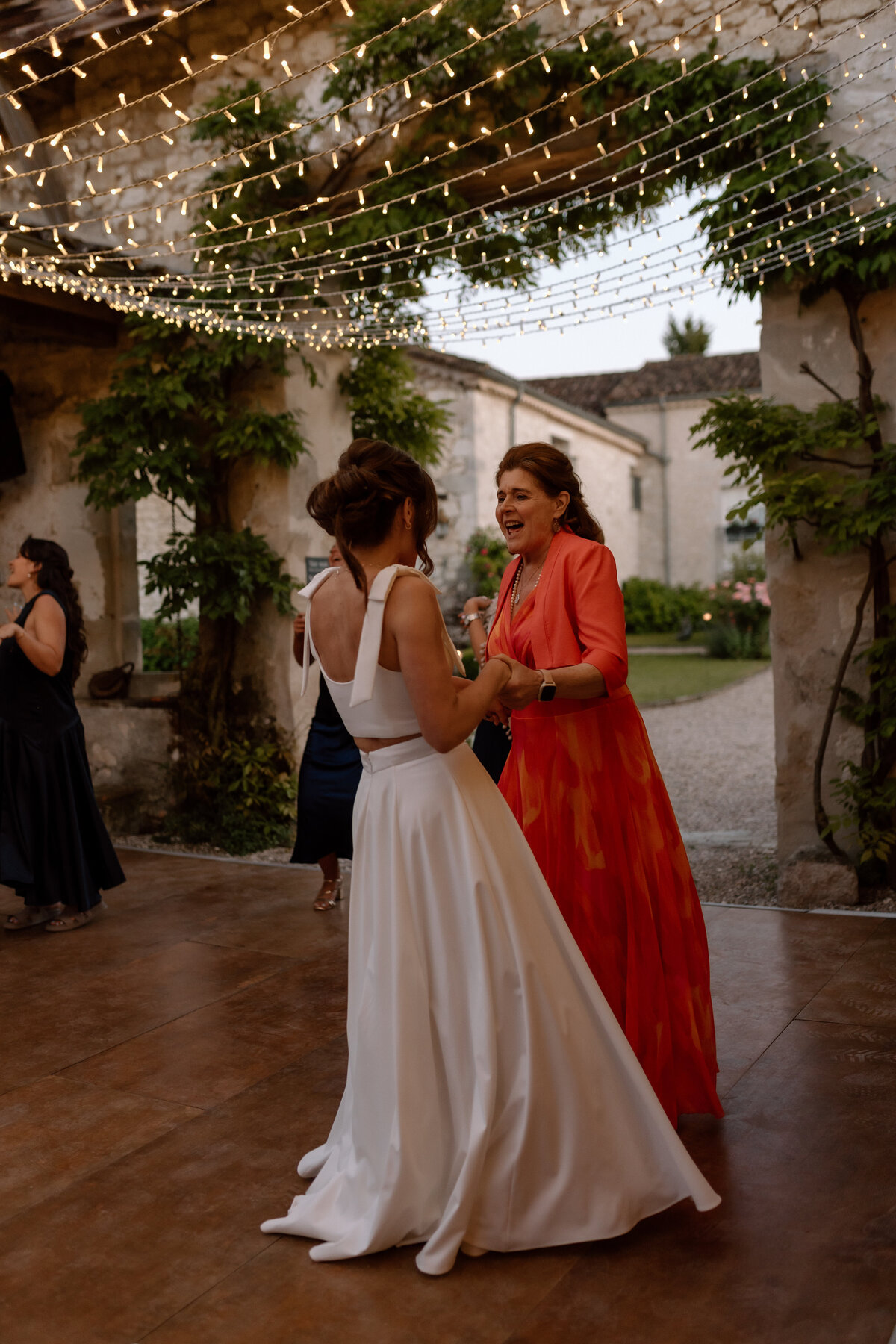 Kate&Kate_chateaudestpaul_francewedding_lauradeanphotography_dorsetweddingphotographer-110