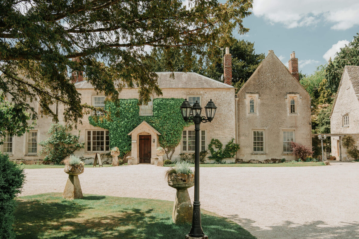 caswell-house-entrance-summer-sunlight