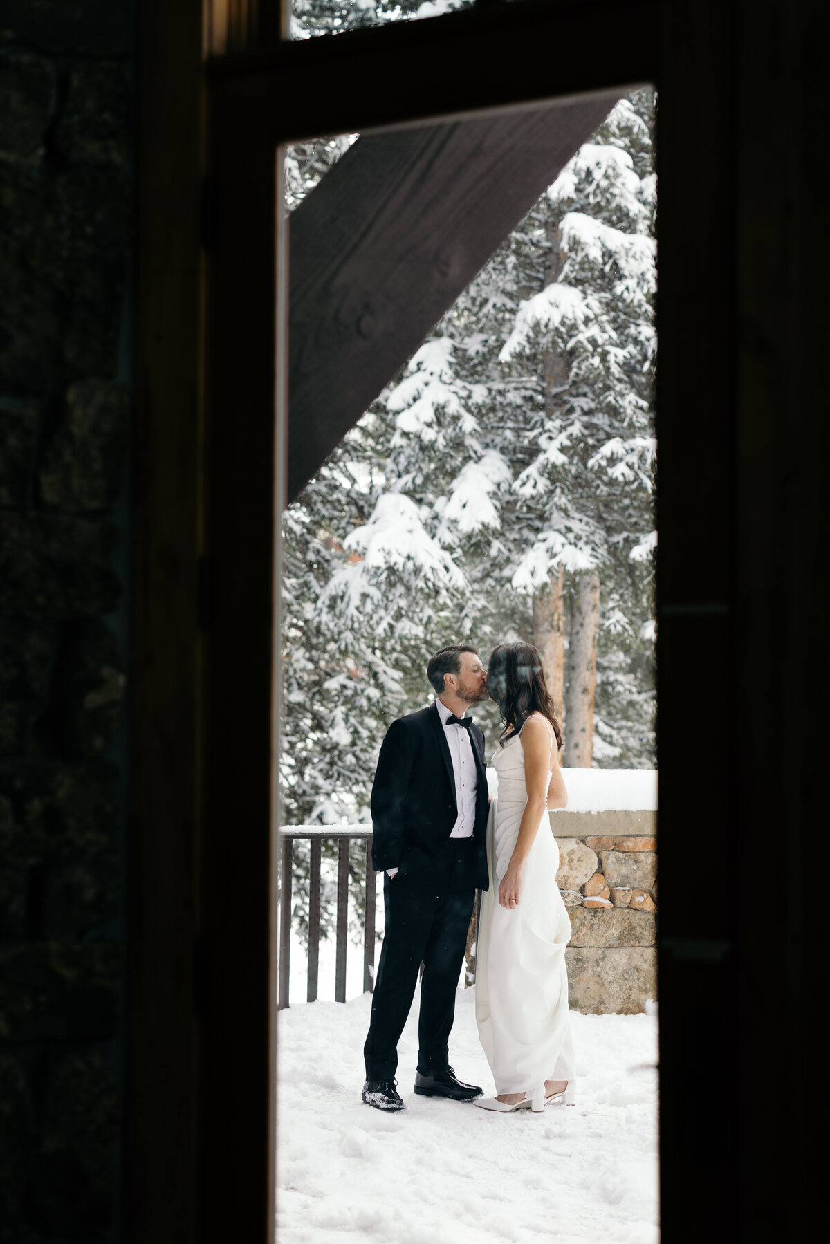 Kendra&Jackson_SkiWedding_SolitudeUtah_FlowEventGroup-273