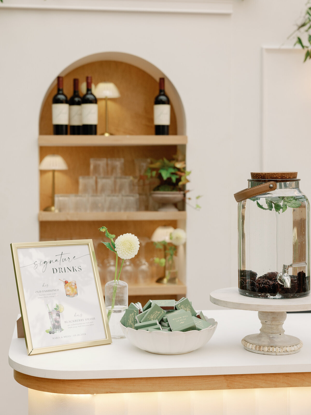 custom-wedding-bar-at-willow-hill