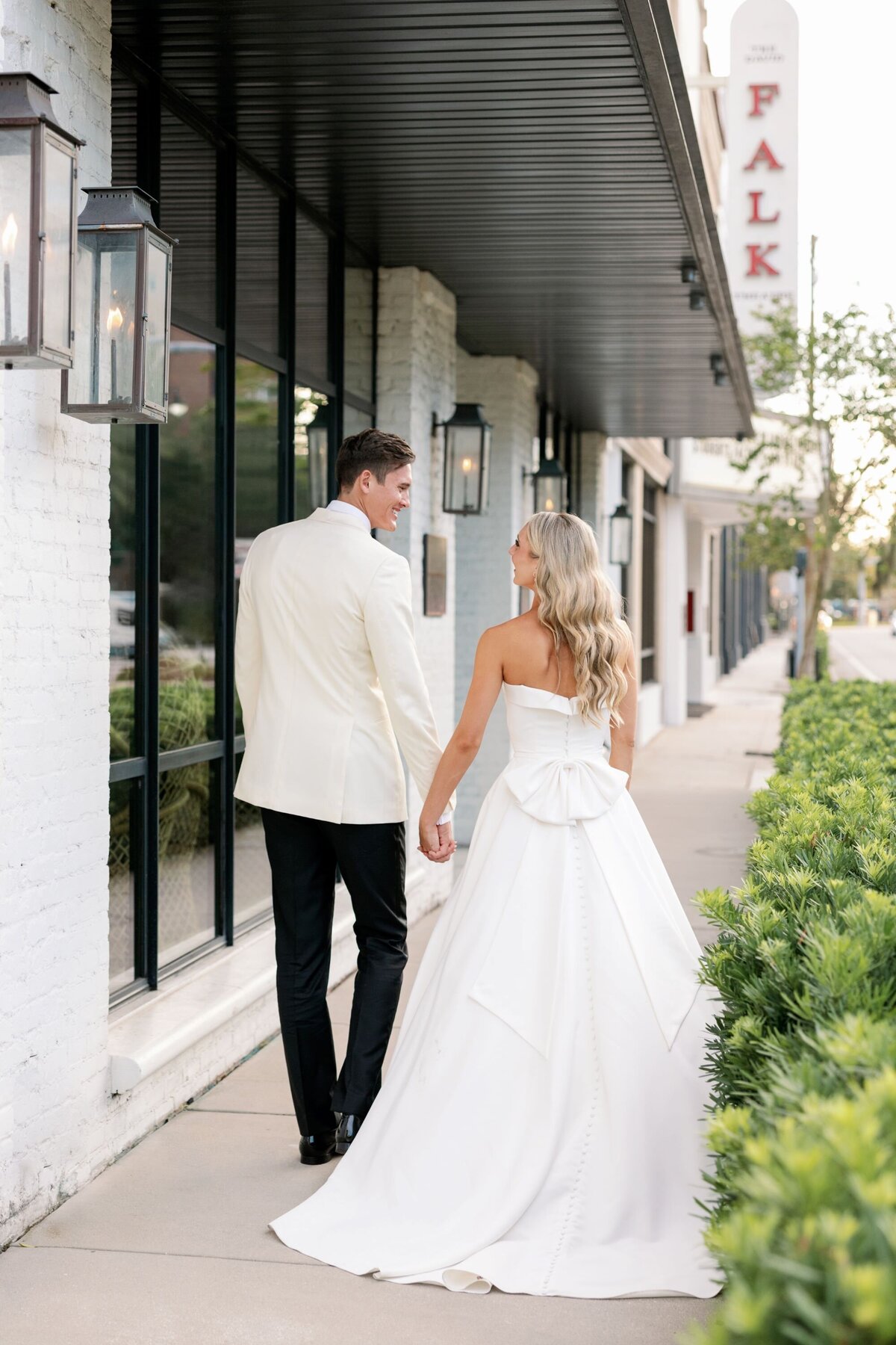 brittany-pannebaker-tampa-florida-destination-wedding-photographer-wedding-chandler-and-cole-tampa-harborside-chapel-552