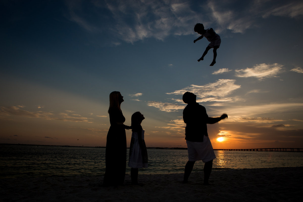 gwyne gray photography family beach portraits