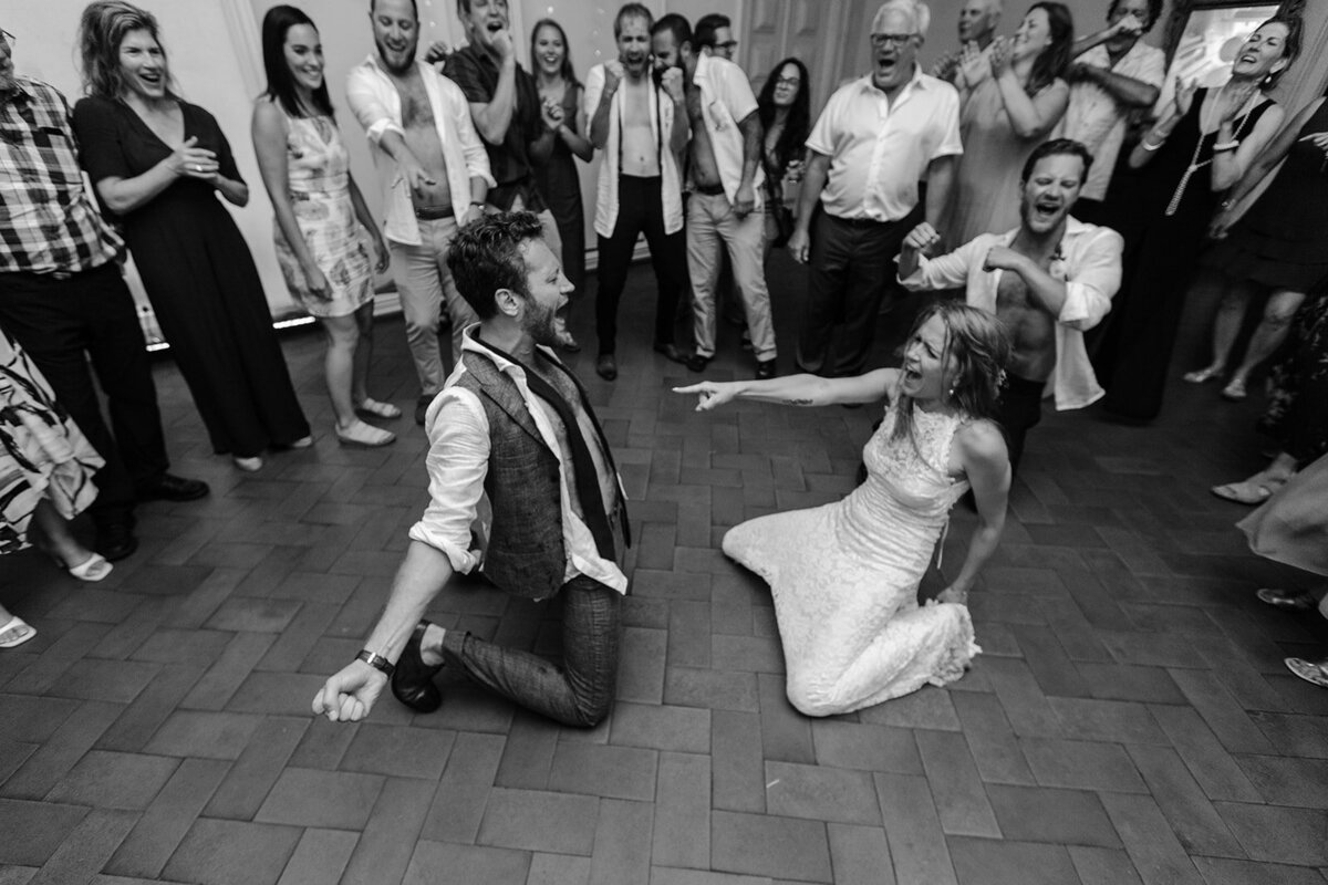 sintra-portugal-partying-wedding-photography