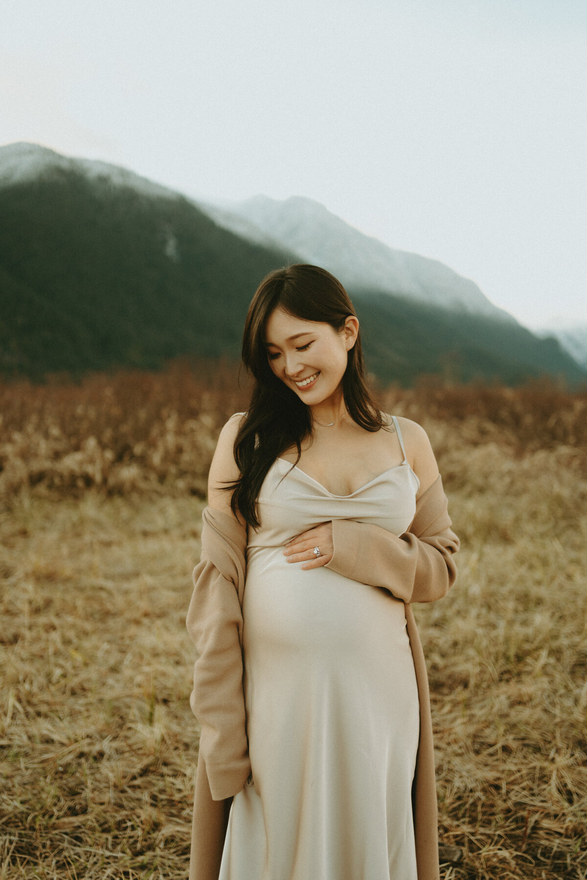 maternity portrait of a pregnant mama in the mountains