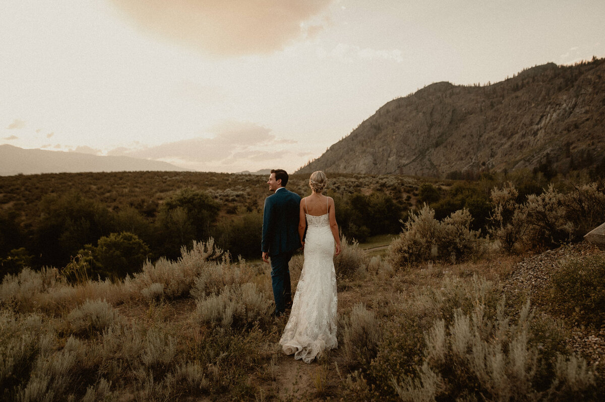 Spirit_Ridge_Osoyoos_wedding_photographer-1103