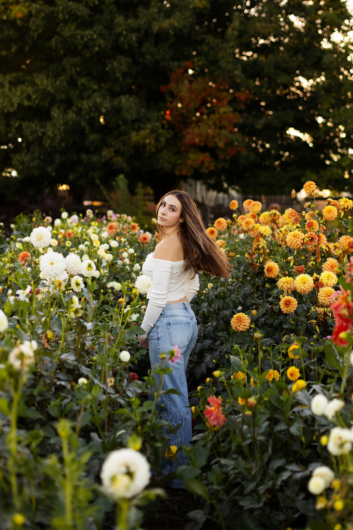 sunset_senior_girl_seattle_flower_farm