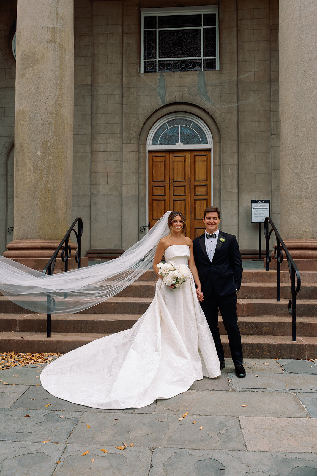 Classic Charleston Wedding with green & white at Hibernian Hall by Sarah Bradshaw 0178