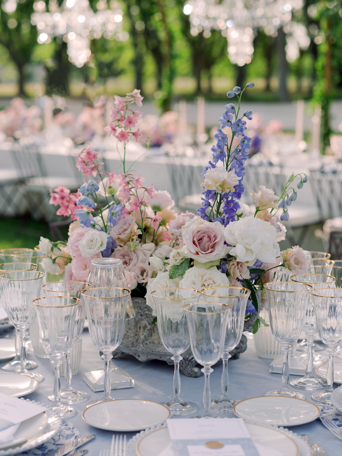 Jennifer Fox Weddings American wedding planning & design agency in Provence, crafting luxury weddings at Château de Fonscolombe sophieeptonphotographyjordynrichardwedpreview-111