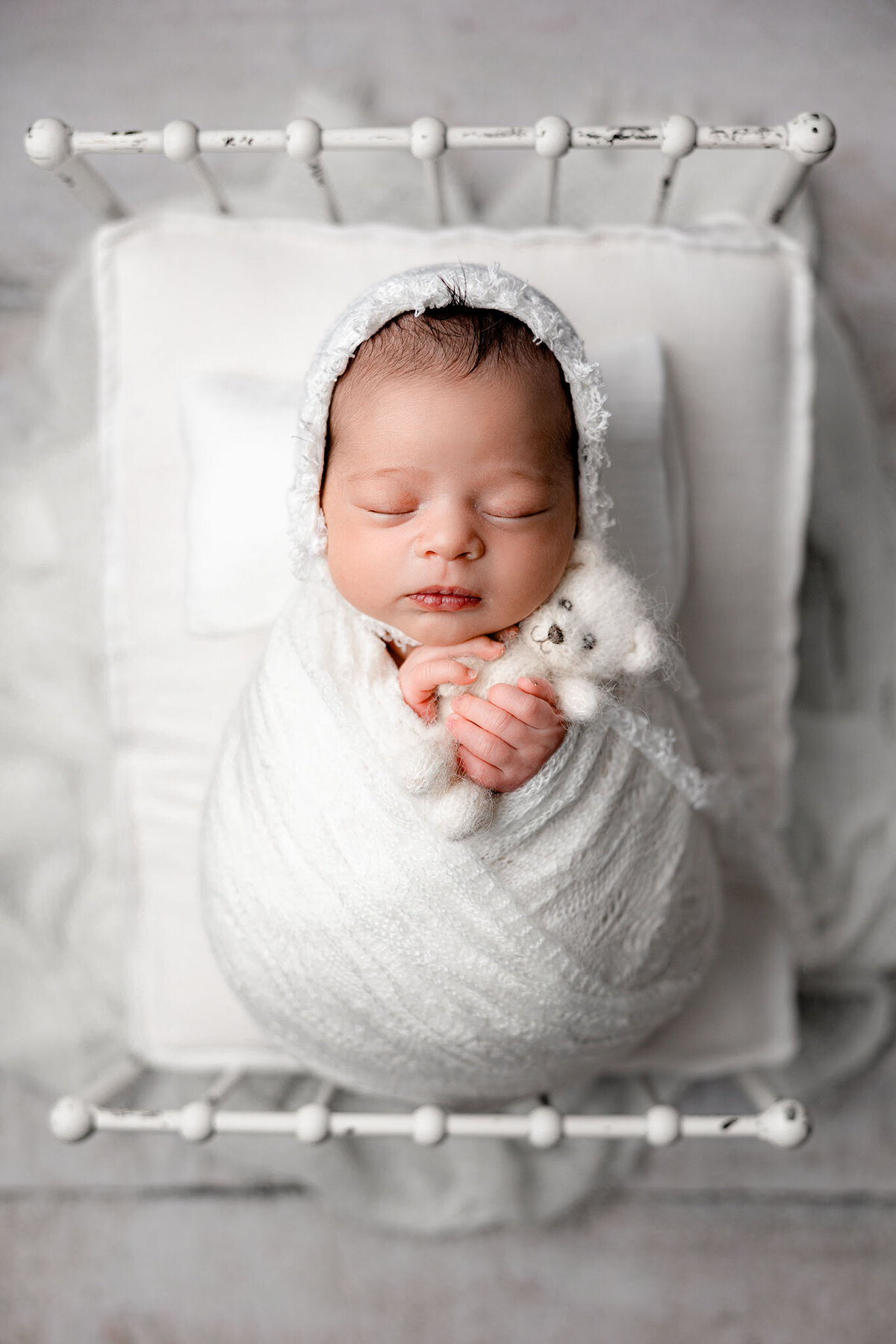arielle_elizabeth_photography_newborn photographer, family photographer, baby photographer, milestones photographer, studio, near traverse city, near charlevoix, near petoskey, near gaylord, near harbor springs, michigan photographer_01137