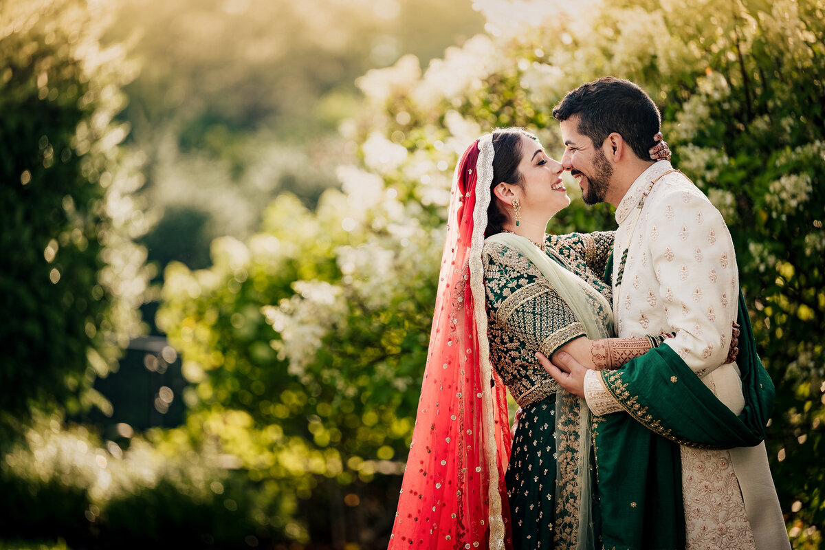 Ishan Fotografi is an expert NJ photographer for your Hindu wedding.
