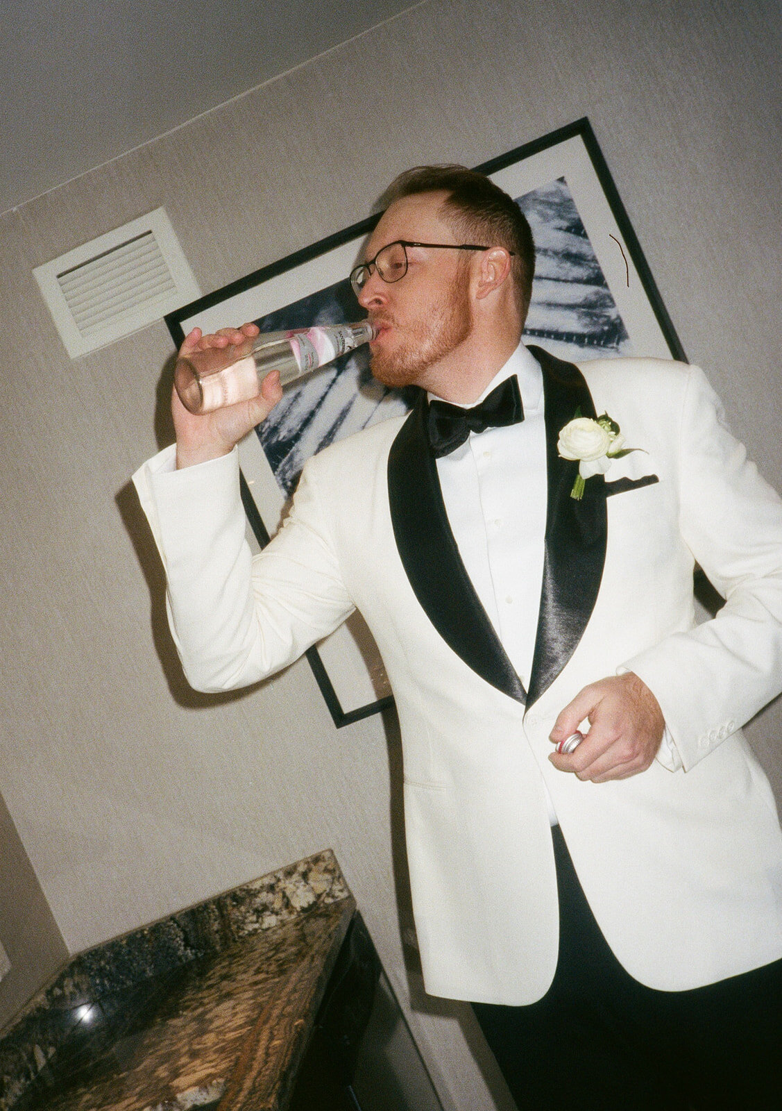 fun-groom-portrait-at-boston-park-plaza