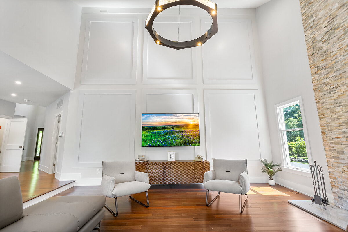 Dark & Moody Transformation | The Curated Home