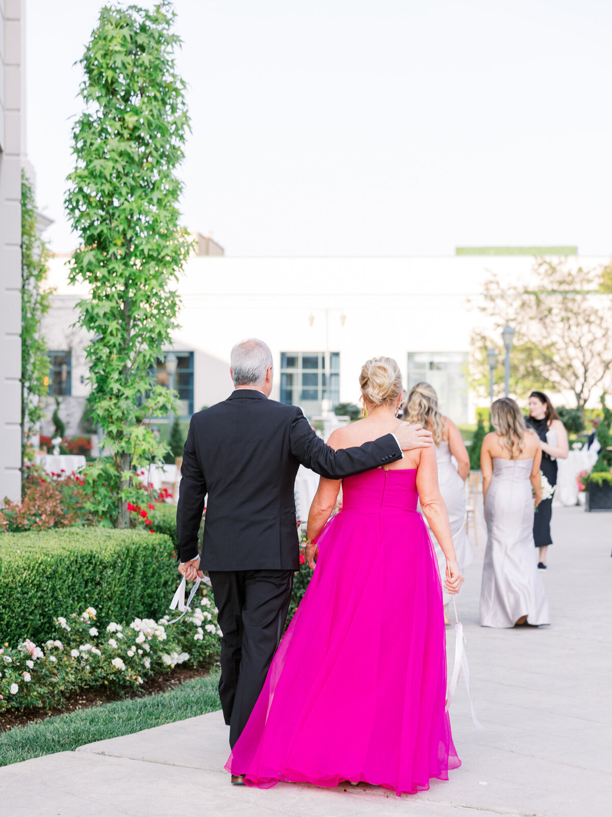 anne-troxel-photography-luxury-pittsburgh-wedding-nemacolin-woodlands-lgbtq-light-and-airy-78