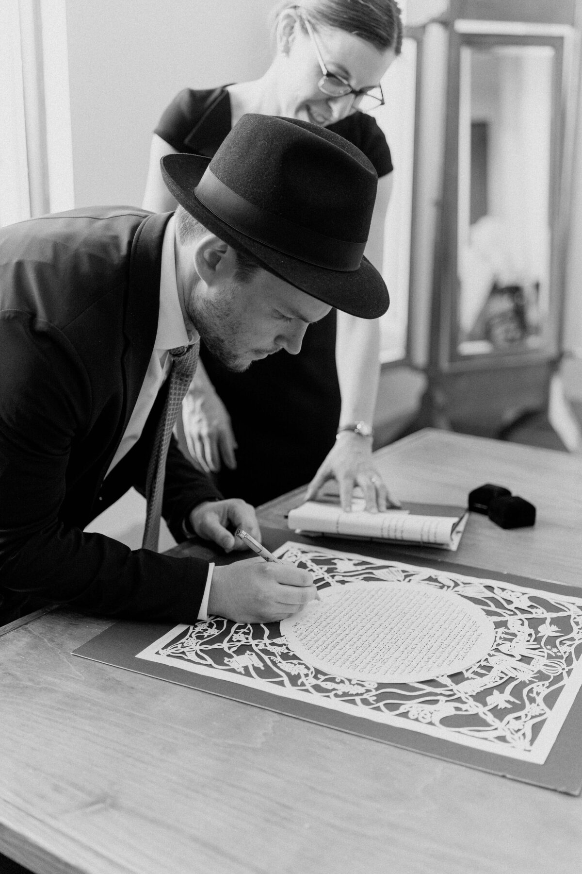 Esme&JacobWeddingPhotos_Previews_AustinWeddingPhotographer_HereafterFilms-21