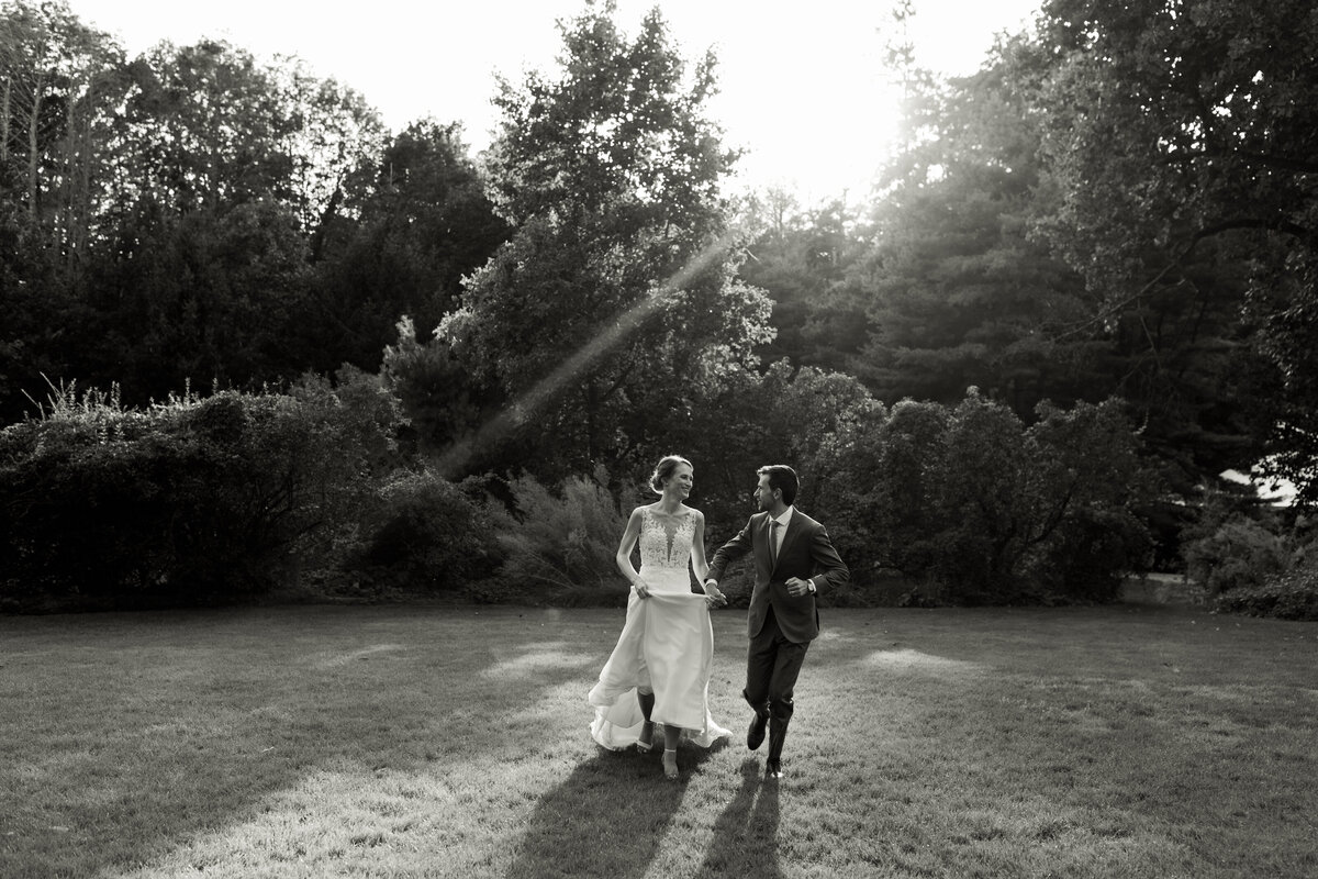 Elopement on Artist's Bluff in the White Mountains of New Hampshire Photography by Melanie Ruth Photography