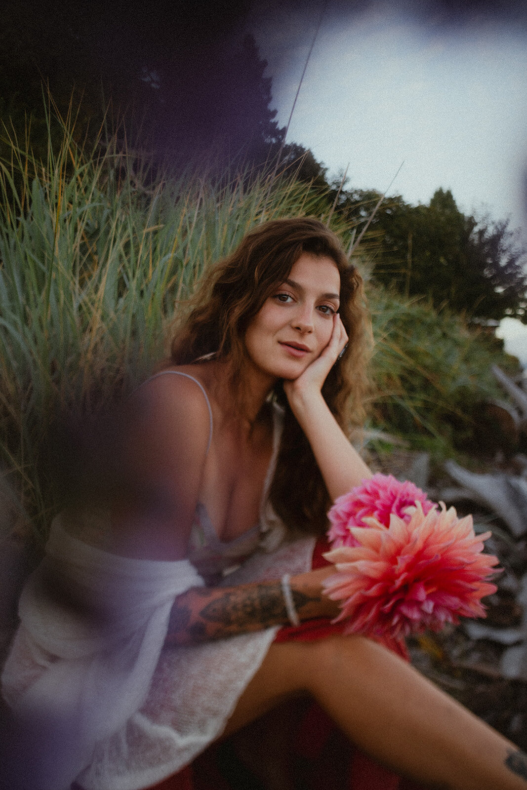 female-portrait-florals-sunshinecoast
