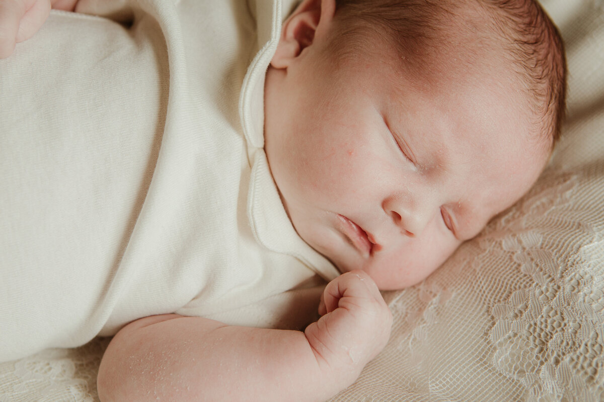 Simple,  yet stunning newborn shoot, west London