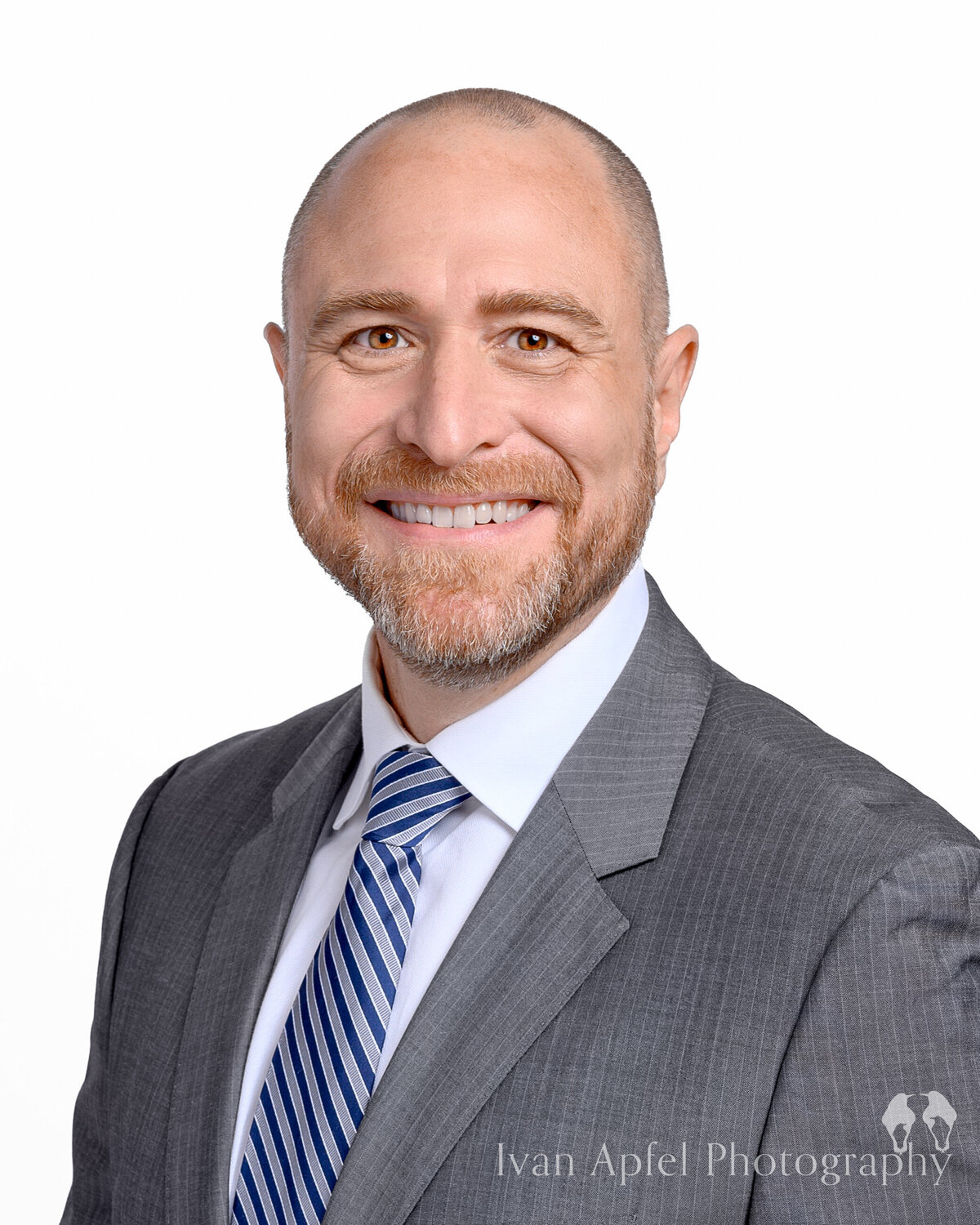 Broward-Ft-Lauderdale-Headshot-Photographer-Finance-Executive-Ivan-Apfel-IAP_0181