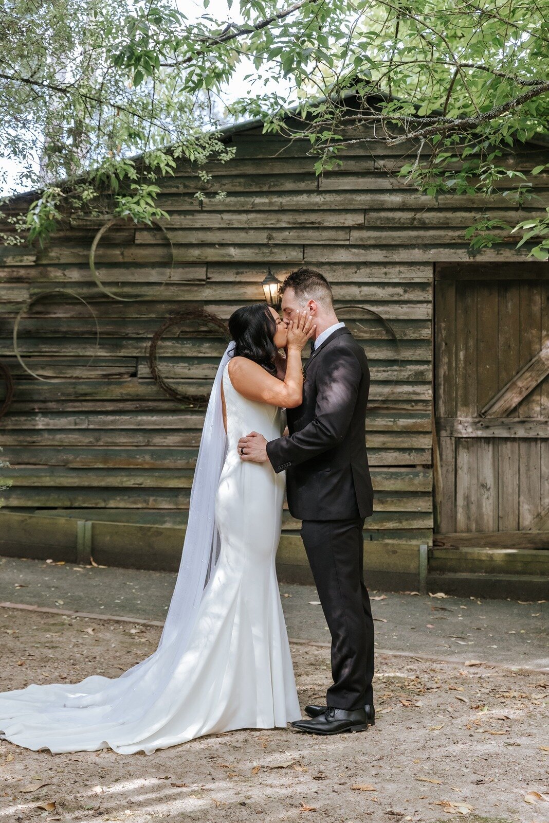 Elope-styled-micro-wedding-victoria-the-log-cabin-ranch26