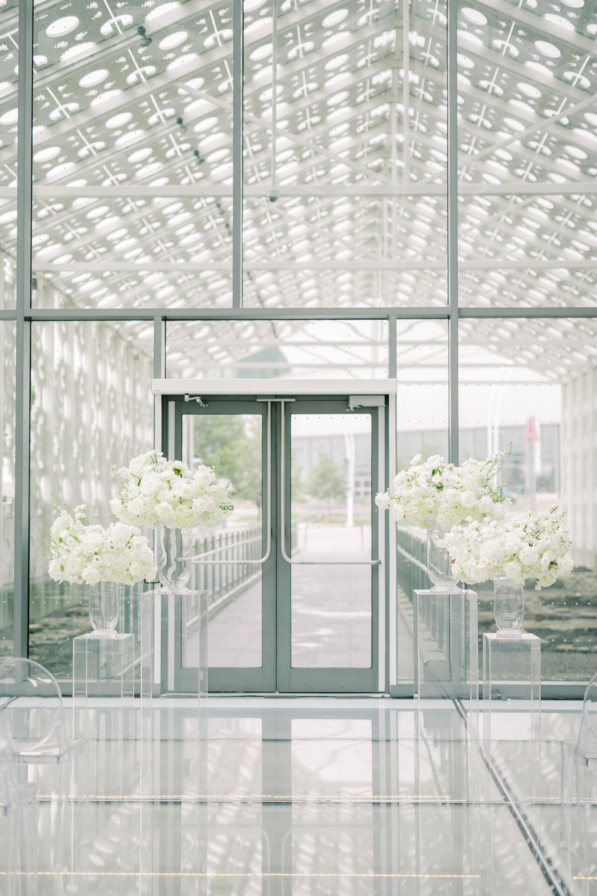Hotel-X-Wedding_Toronto-Wedding-Editorial-Photographer0030