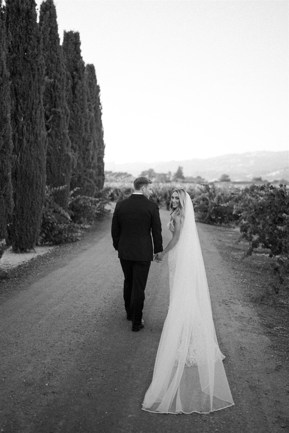 4WILLOW-AND-BEN-WEDDING-PHOTOGRAPHER-NAPA-6