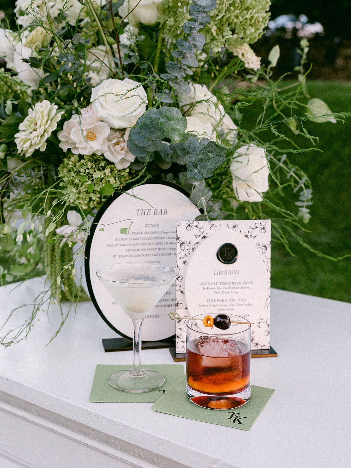 Verve-Event-Co-Laura-Rose-Wedding-Photography-Inns-of-Aurora-Wedding-Signature-Cocktail