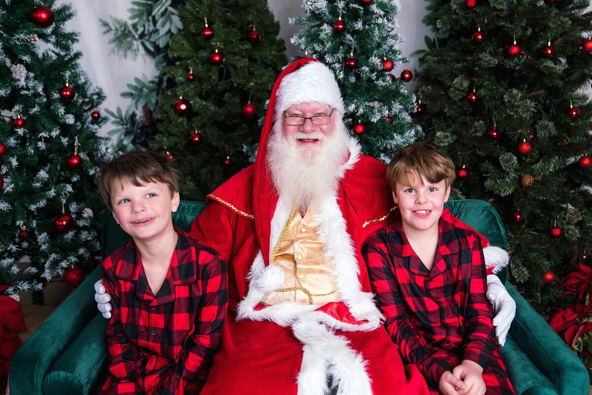 Snoqualmie_WA_Santa_Portraits_2144