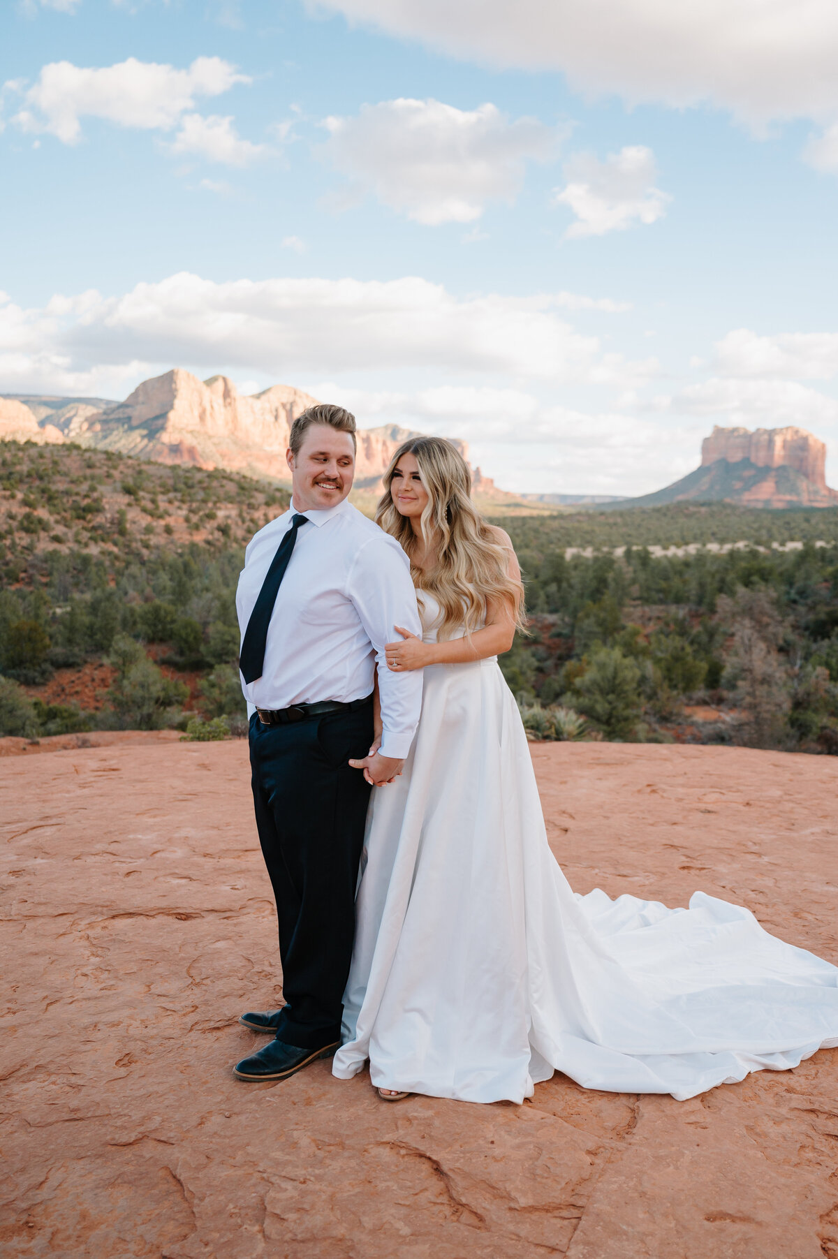 Sedona-Arizona-Elopement-Wedding-KeelyNicholePhotography