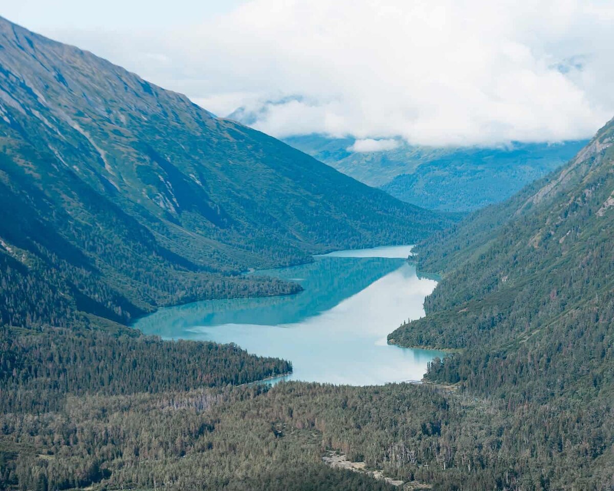 things-to-do-for-couples-in-Alaska-on-romantic-vacations-Soul-and-Sky-Weddings