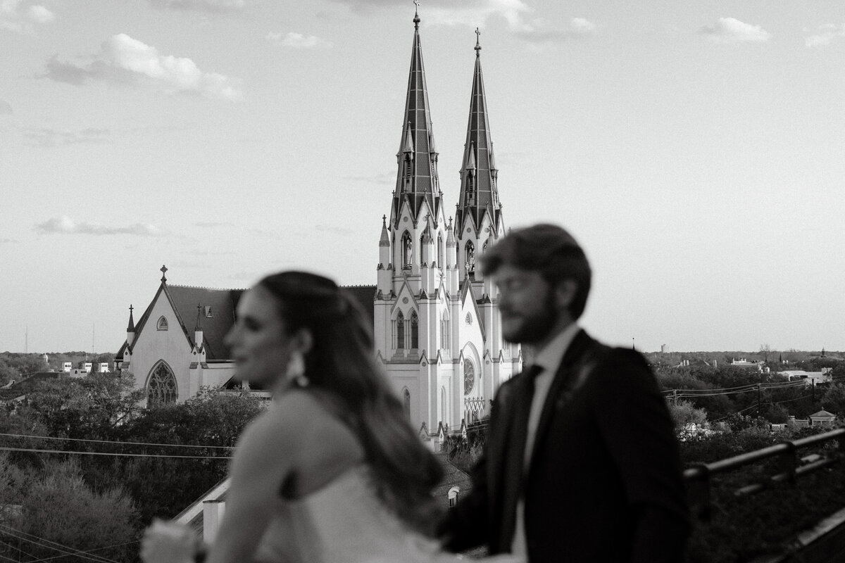 Savannah Wedding Photographer - Perry Lane Hotel Wedding- Karen Norian Photography-Laura and Pierce-00982