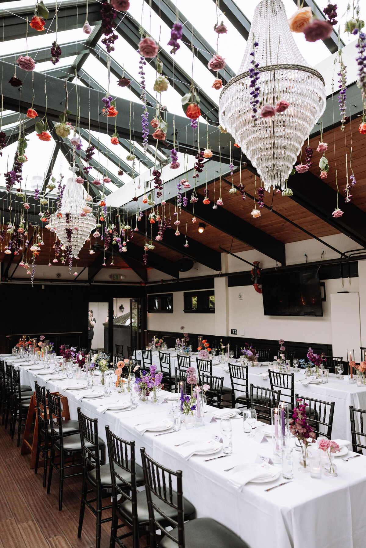 Colorful-Wedding-Olympic-Rooftop-Flora-Nova-Design-Seattle-00007