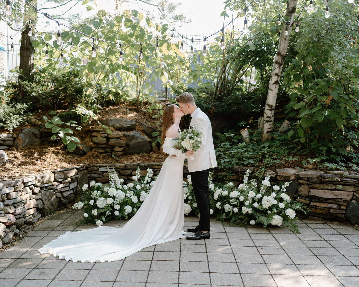 Van Dusen Mansion Minneapolis MN intimate wedding k+S Jessie Schira Photo-457