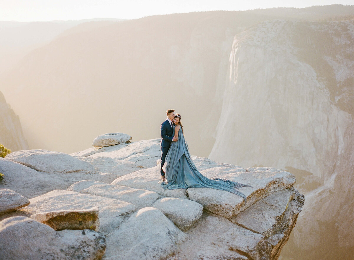 taft-point-yosemite-wedding-clay-austin-photography-14